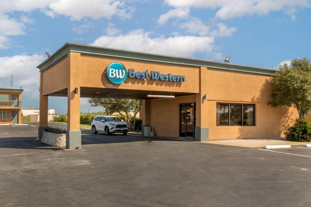 Best Western Taylor Inn Buitenkant foto