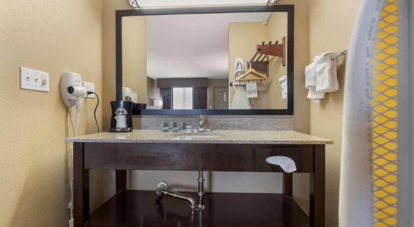 Best Western Taylor Inn Buitenkant foto