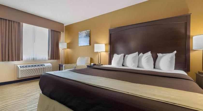 Best Western Taylor Inn Buitenkant foto